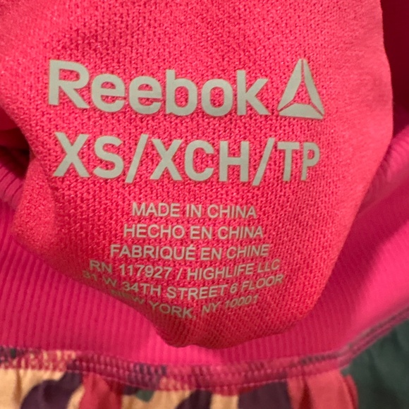 Women’s printed Reebok size xs running shorts - Picture 4 of 4
